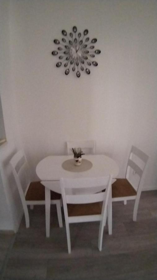 Apartmani Ana Vir Zewnętrze zdjęcie
